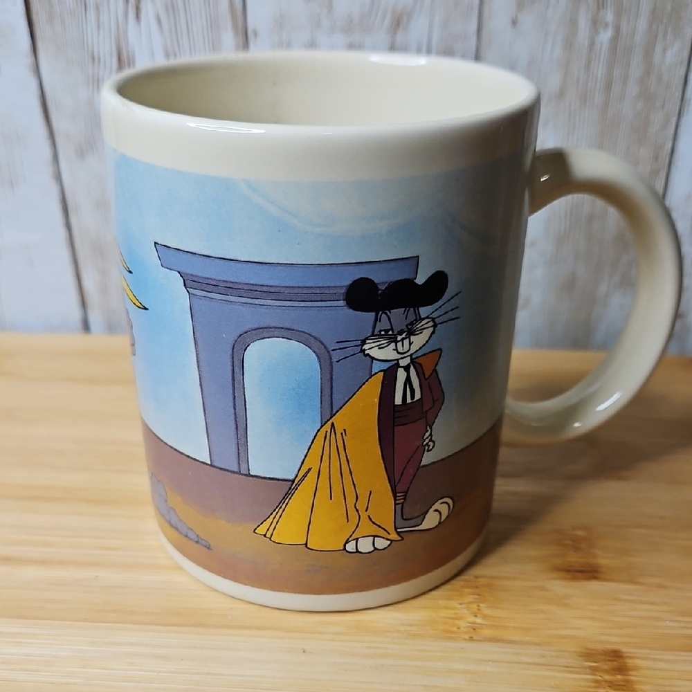 Warner Bros Coffee Mug SBugs‎ Bunny Bully for Bugs 1958 3 3/4" Tall